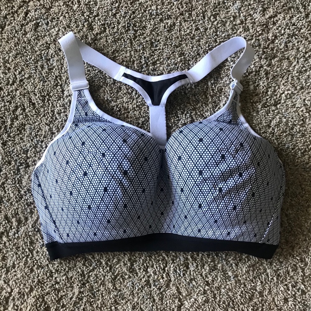 Victoria Sport Bra